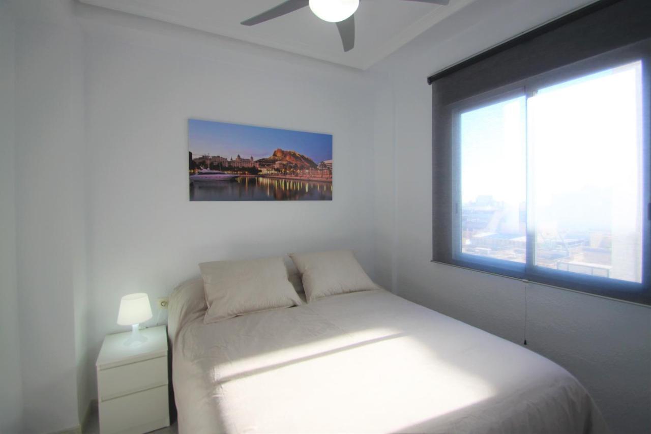 CasaTuris Rambla Méndez Núñez en el corazón de Alicante A109 Esterno foto